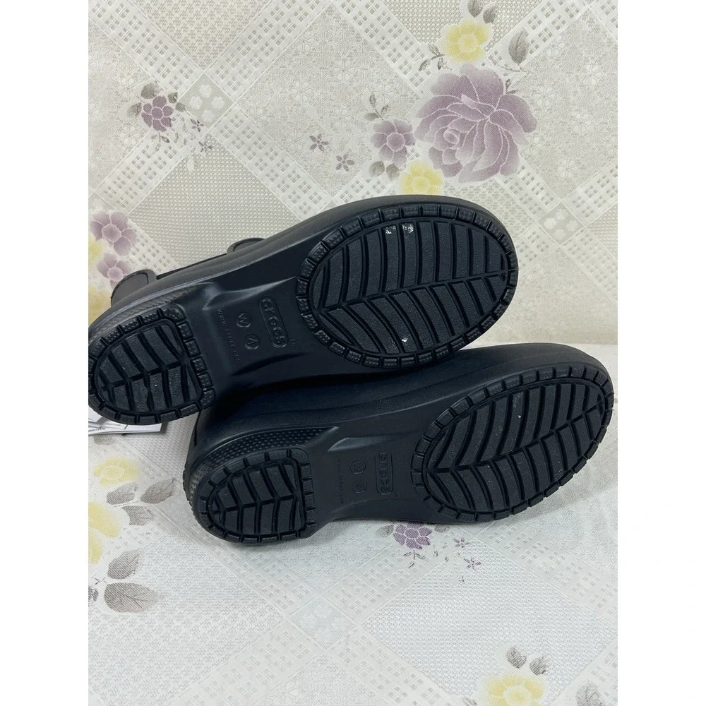 CROCS look very